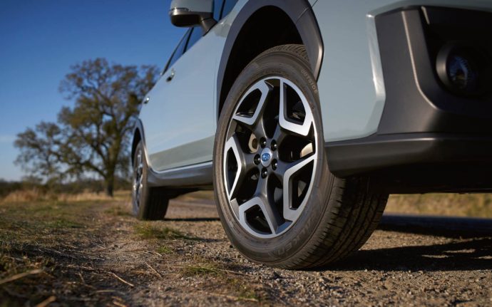 Обновлённый Subaru XV / Субару ХВ 2018 года: цена, начало продаж в России, комплектации, внешний вид и интерьер