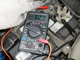 Как проверить утечку тока на автомобиле мультиметром и допустимое значение (норма)